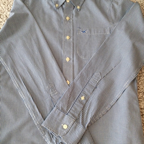 Hollister Casual Button Down Shirt - Picture 2 of 6